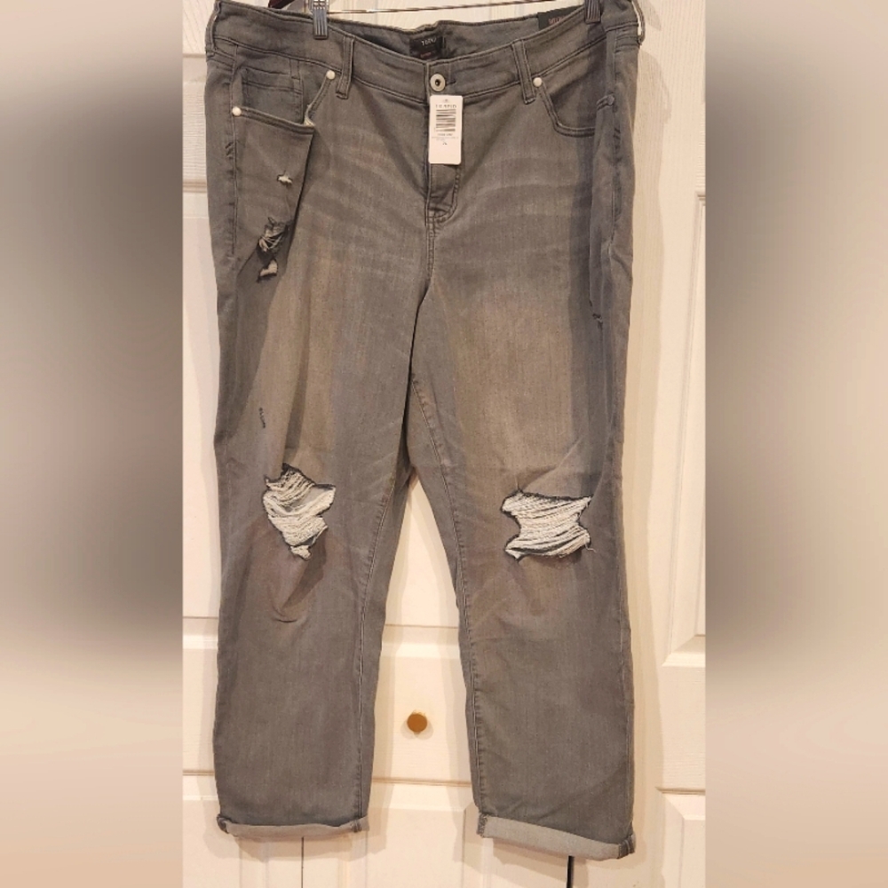Torrid grey 24